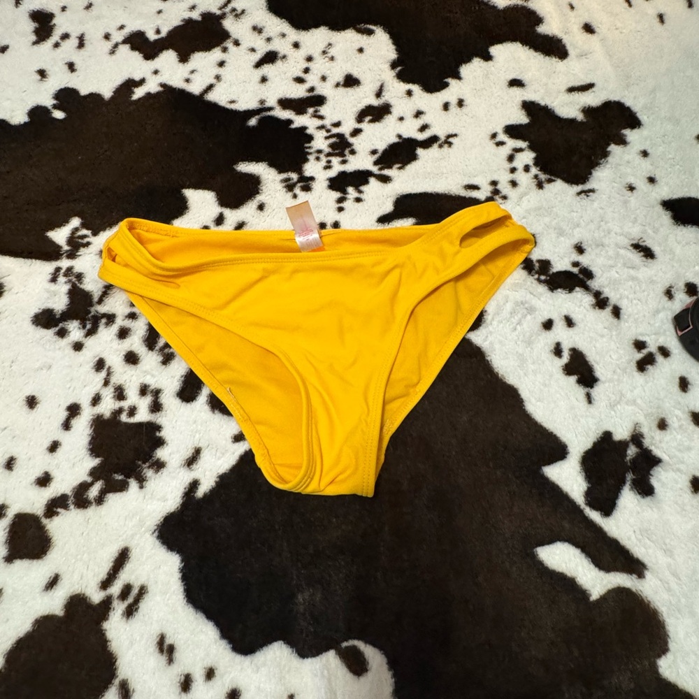 No Boundaries Vibrant Yellow Swim Bottom